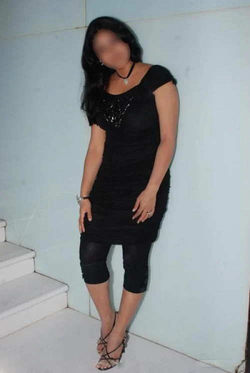 Call Girls Kariapatti