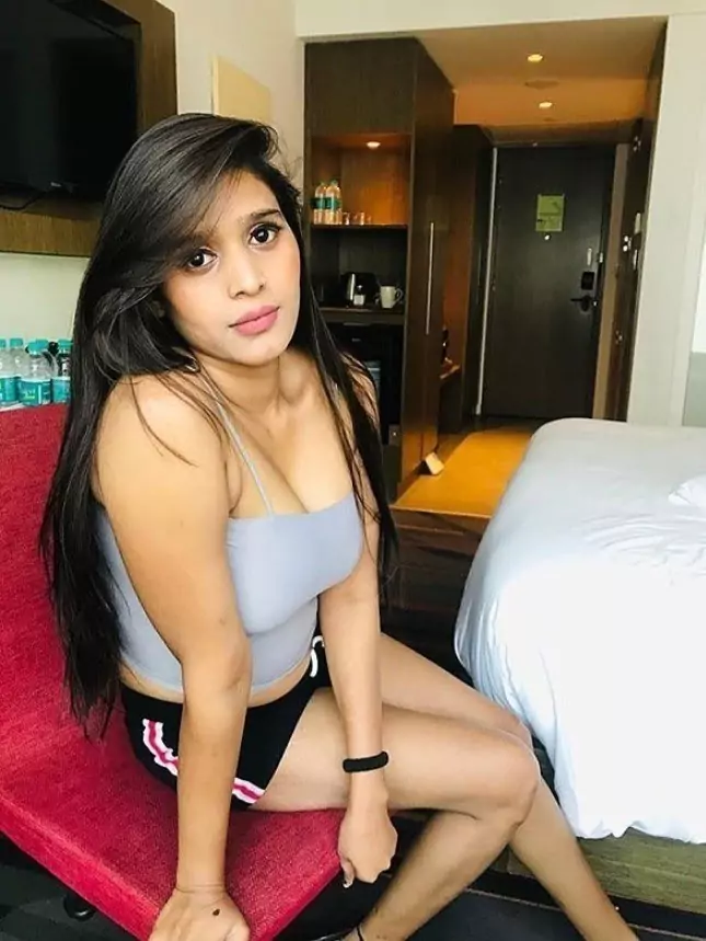 कॉल गर्ल्स सर्विस  कारियापट्टी